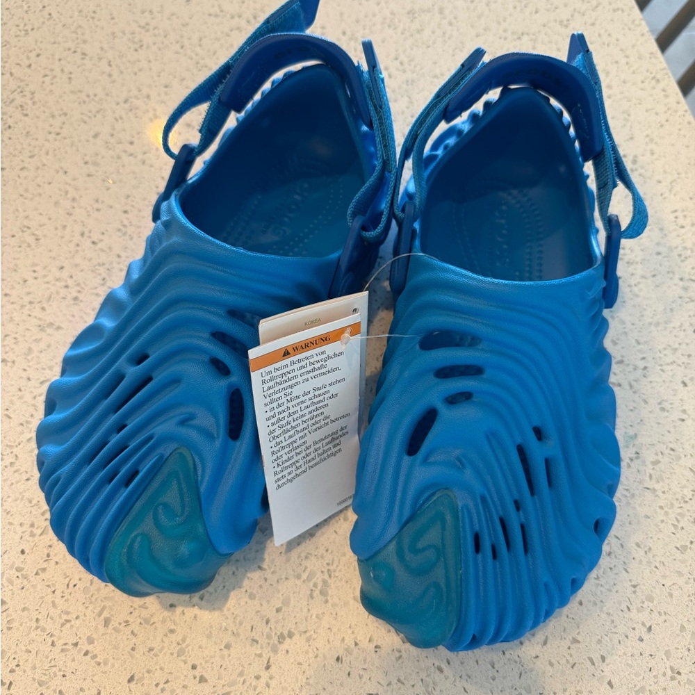 Crocs